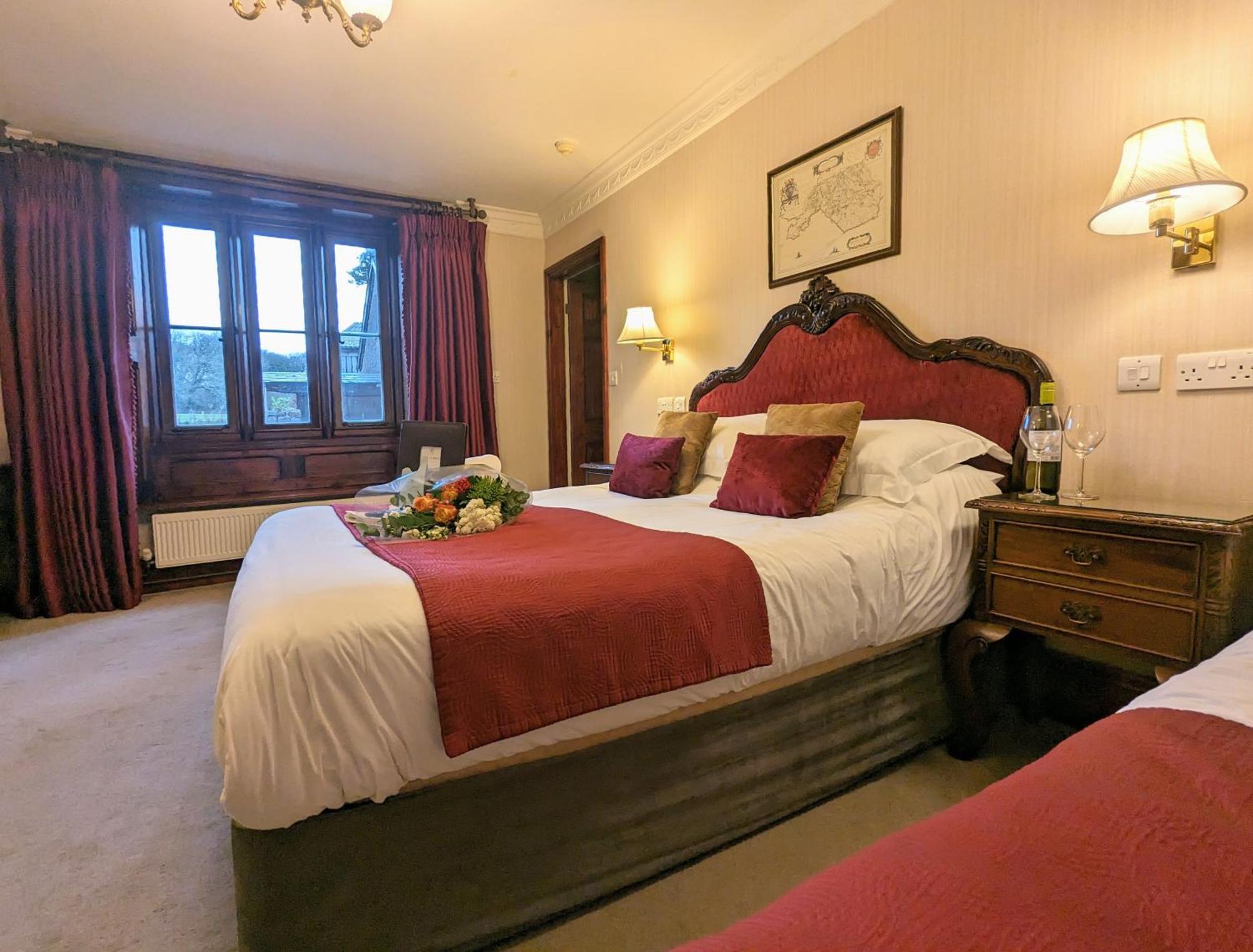 Parc-Le-Breos House Bed & Breakfast Penclawdd Room photo